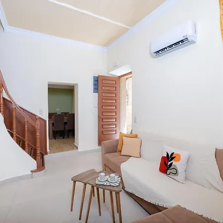 Tatil Evi Kolonaki Corner *