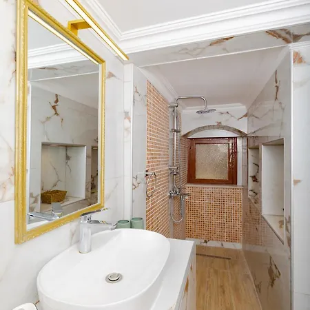 Kolonaki Corner * Rhodes City