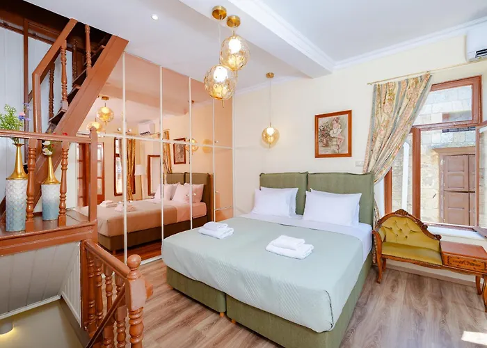 Kolonaki Corner Tatil Evi *